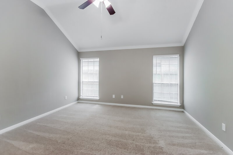 2,340/Mo, 5414 Garden Village Dr Humble, TX 77339 Main Bedroom View