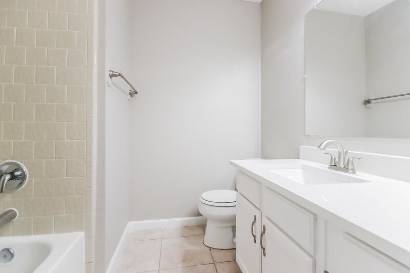 2,340/Mo, 5414 Garden Village Dr Humble, TX 77339 Bathroom View