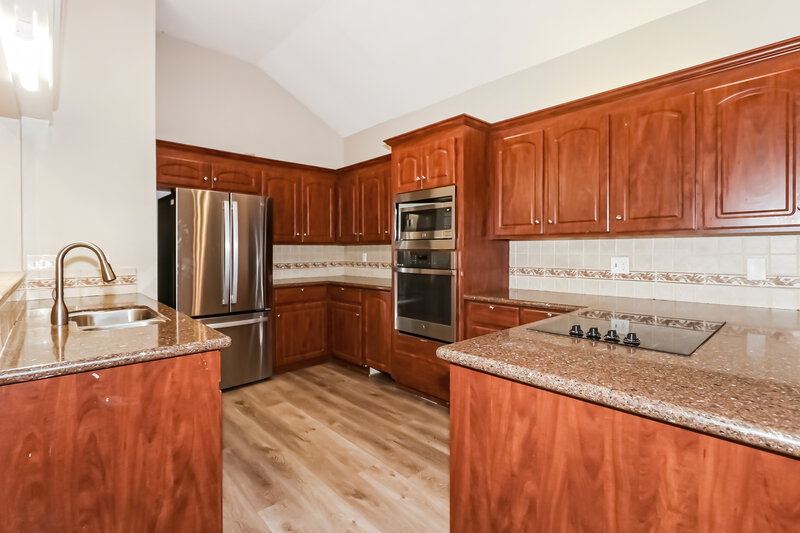 2,365/Mo, 2951 Lakeview Dr Missouri City, TX 77459 Kitchen View