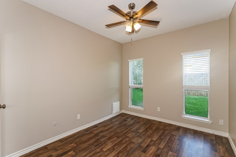 2,365/Mo, 2951 Lakeview Dr Missouri City, TX 77459 Bedroom View 2