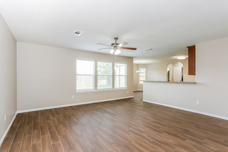 2,130/Mo, 12039 Green Coral Dr Houston, TX 77044 Living Room View