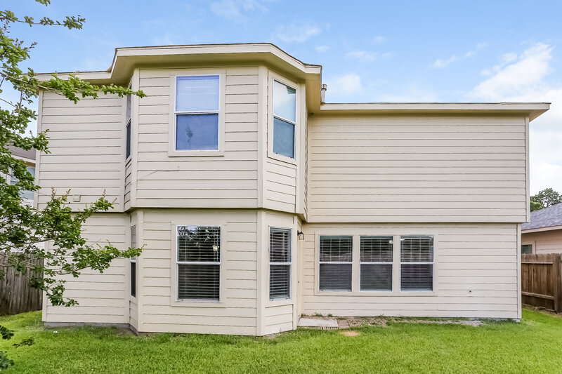 2,130/Mo, 12039 Green Coral Dr Houston, TX 77044 Rear View