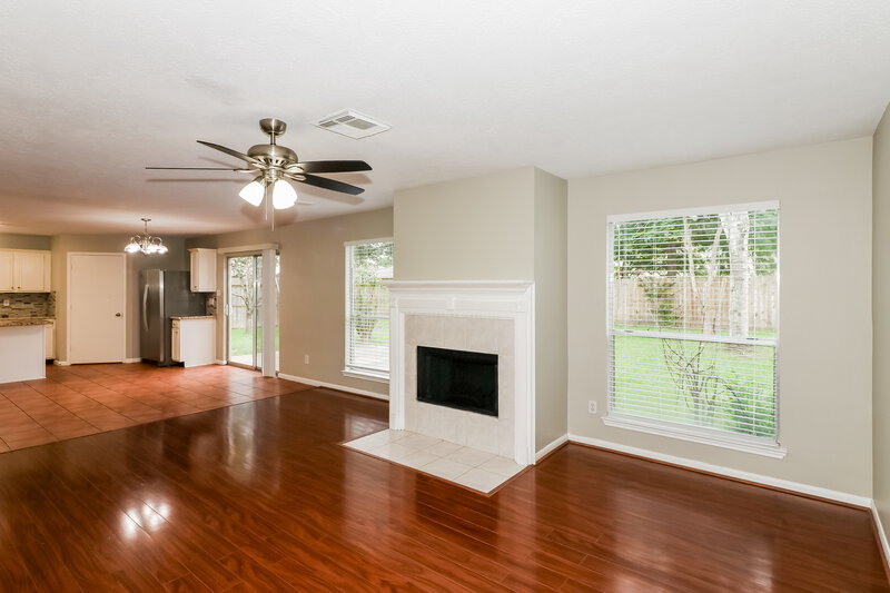 2,150/Mo, 3807 Wildhawk Dr Katy, TX 77449 Living Room View 3