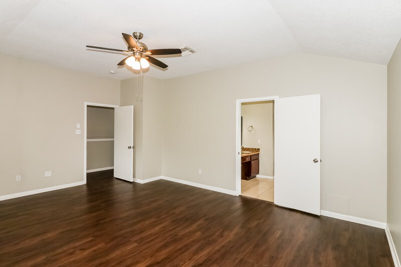 2,150/Mo, 3807 Wildhawk Dr Katy, TX 77449 Main Bedroom View
