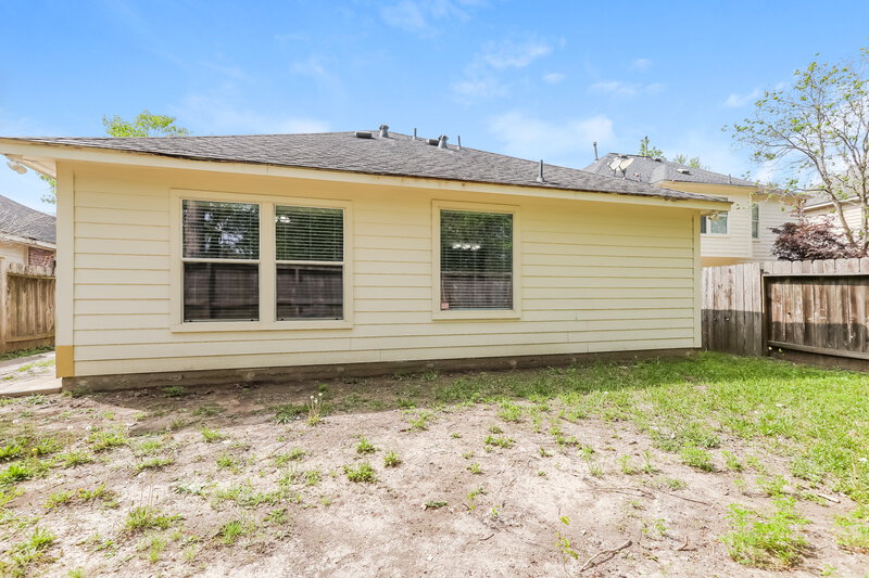 1,970/Mo, 2438 Colonial Springs Ln Spring, TX 77386 Rear View