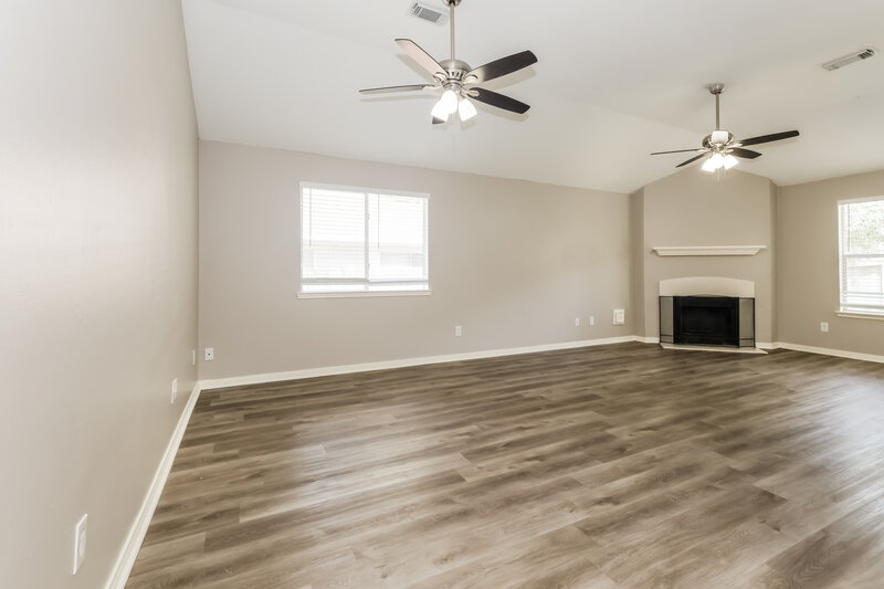 1,735/Mo, 12080 La Salle River Rd Conroe, TX 77304 Misc View