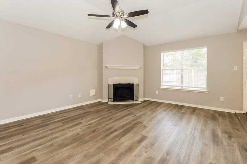 1,735/Mo, 12080 La Salle River Rd Conroe, TX 77304 Misc View 4