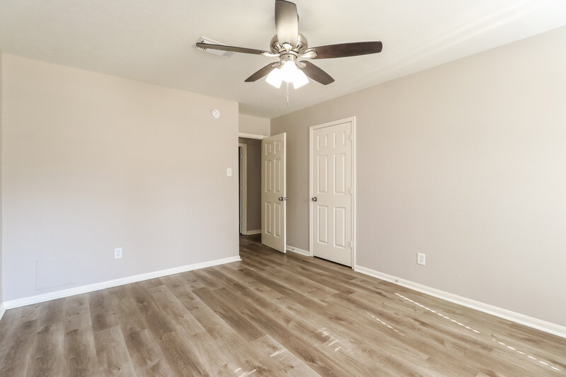 1,980/Mo, 12080 La Salle River Rd Conroe, TX 77304 Bedroom View