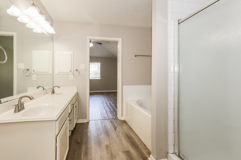 1,735/Mo, 12080 La Salle River Rd Conroe, TX 77304 Misc View 12