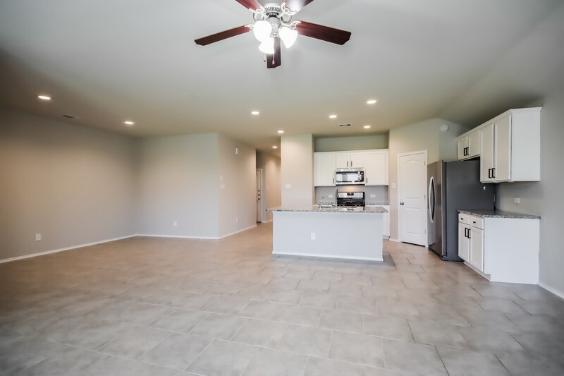 1,980/Mo, 20117 Lecrete Mill Dr New Caney, TX 77357 Living Room View