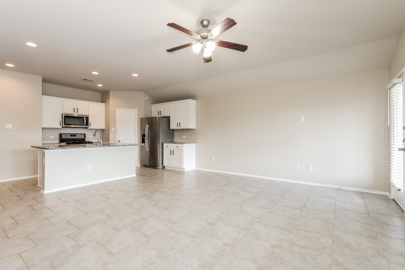 1,840/Mo, 20117 Lecrete Mill Dr New Caney, TX 77357 Living Room View 2