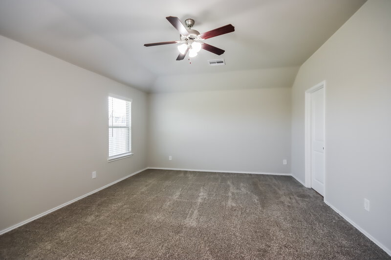 1,980/Mo, 20117 Lecrete Mill Dr New Caney, TX 77357 Main Bedroom View