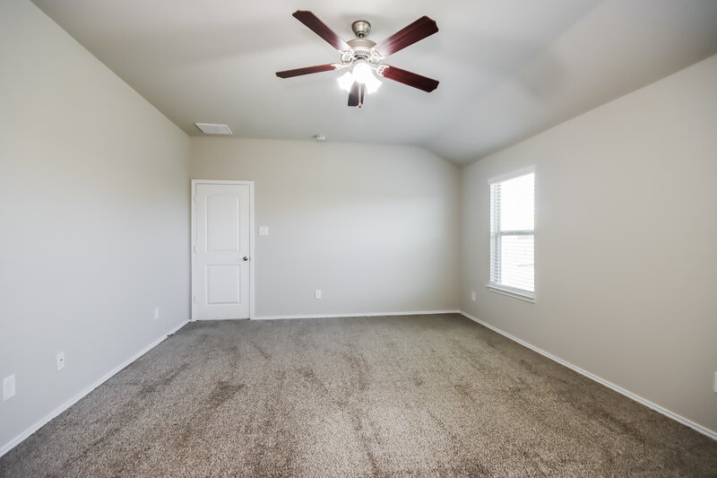 1,980/Mo, 20117 Lecrete Mill Dr New Caney, TX 77357 Main Bedroom View 2