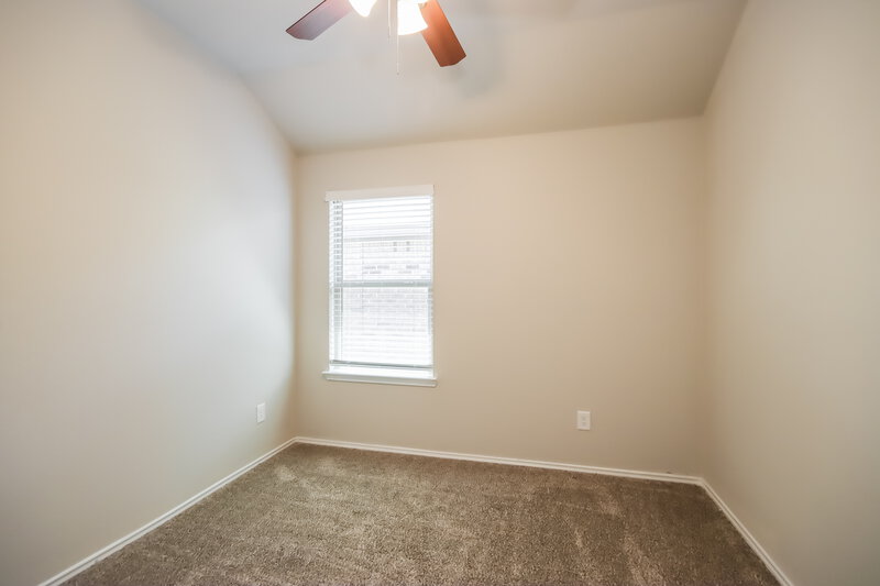 1,980/Mo, 20117 Lecrete Mill Dr New Caney, TX 77357 Bedroom View 2