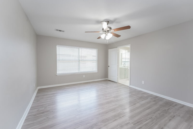 2,085/Mo, 18006 Oakmoss Hill Ct Richmond, TX 77407 Main Bedroom View
