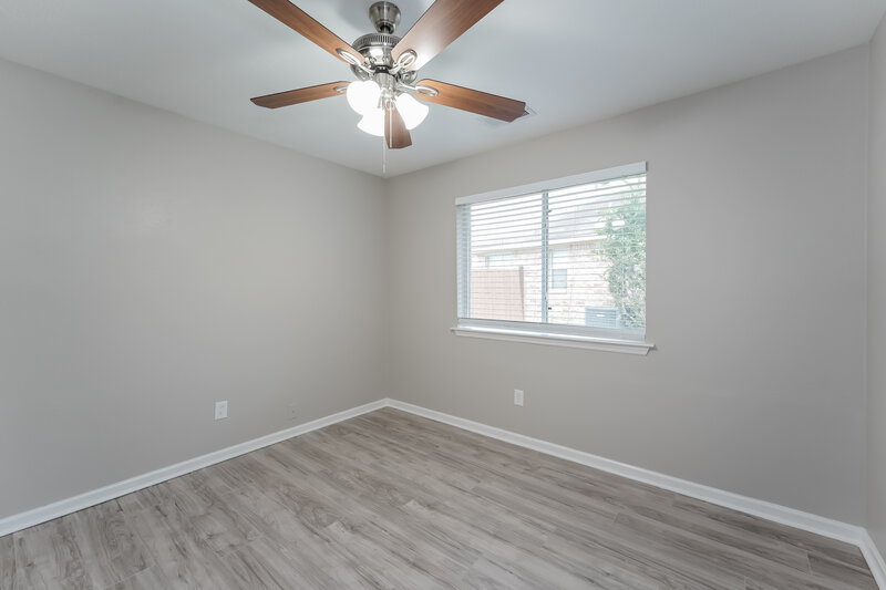 2,085/Mo, 18006 Oakmoss Hill Ct Richmond, TX 77407 Bedroom View 3