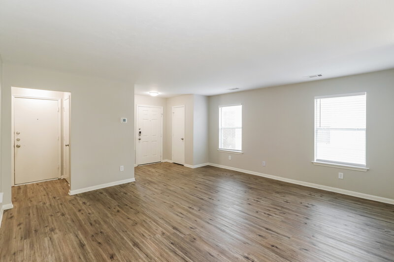 1,990/Mo, 19414 Cavern Springs Dr Tomball, TX 77375 Living Room View 4