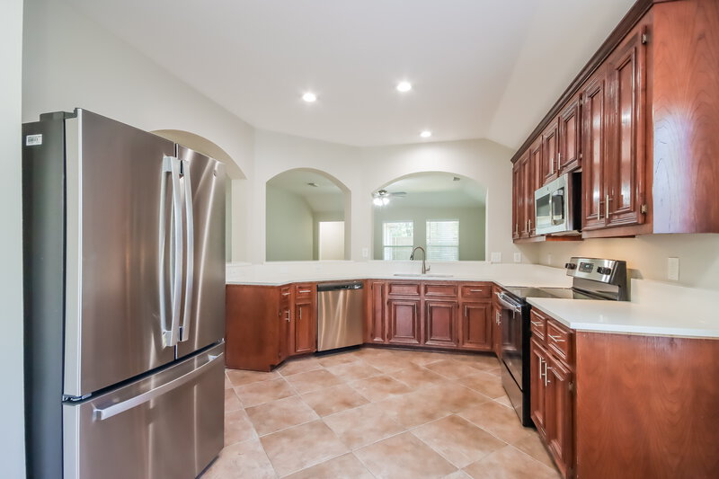 2,445/Mo, 1927 Ryansbrook Ln Spring, TX 77386 Kitchen View 2