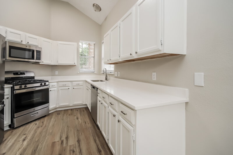 2,090/Mo, 1926 Havenhouse Dr Spring, TX 77386 Kitchen View