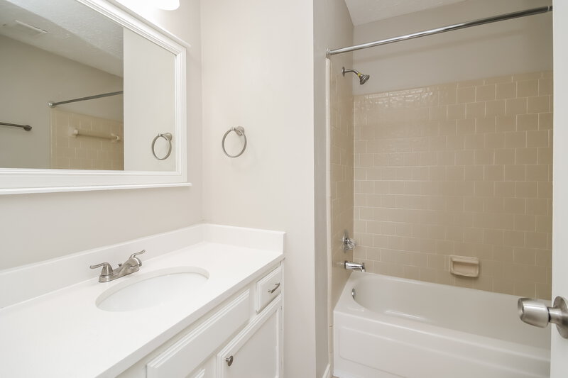 2,090/Mo, 1926 Havenhouse Dr Spring, TX 77386 Bathroom View