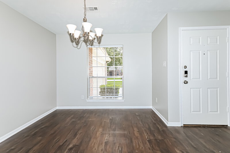 2,215/Mo, 6530 Woodland Oaks Magnolia, TX 77354 Dining Room View