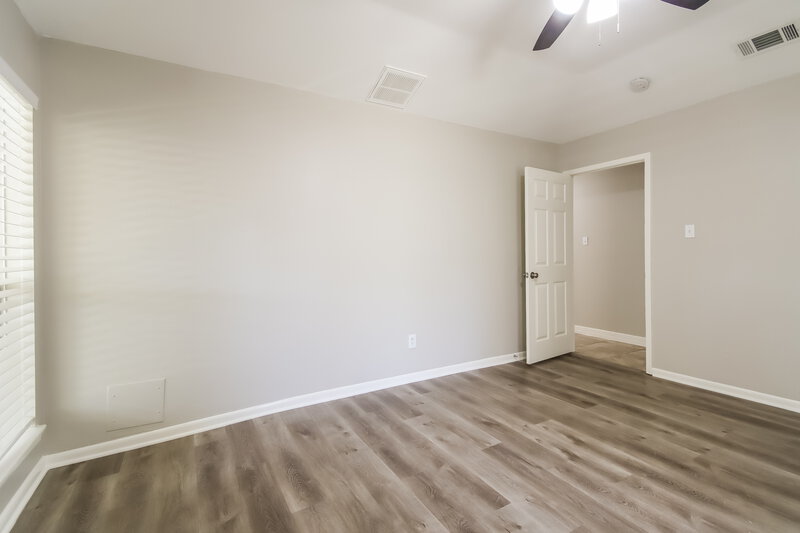 2,015/Mo, 1235 Park Ln Katy, TX 77450 Bedroom View