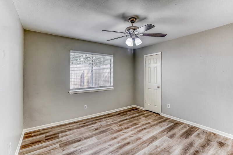 1,955/Mo, 1235 Park Ln Katy, TX 77450 Bedroom View