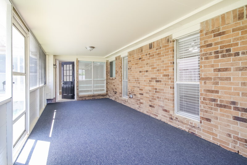 2,015/Mo, 1235 Park Ln Katy, TX 77450 Sun Room View