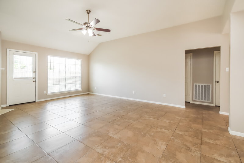 2,280/Mo, 2623 Anthony Hay Ln Katy, TX 77449 Living Room View 3