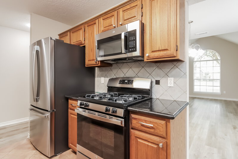 2,510/Mo, 21411 Park Timbers Ln Katy, TX 77450 Kitchen View 2