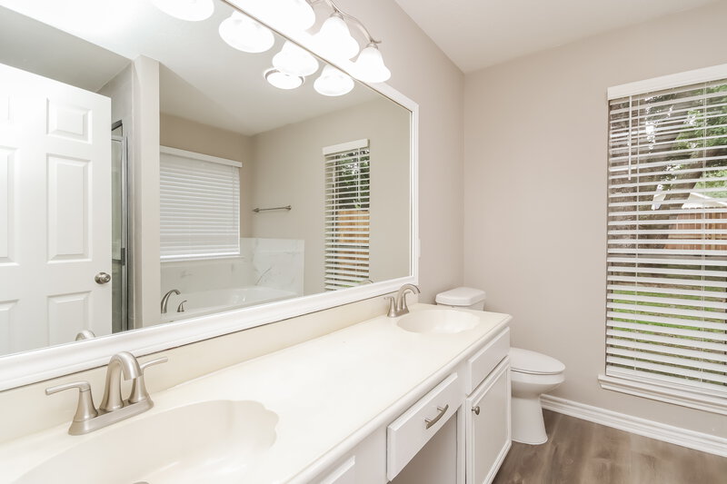 2,510/Mo, 21411 Park Timbers Ln Katy, TX 77450 Bathroom View
