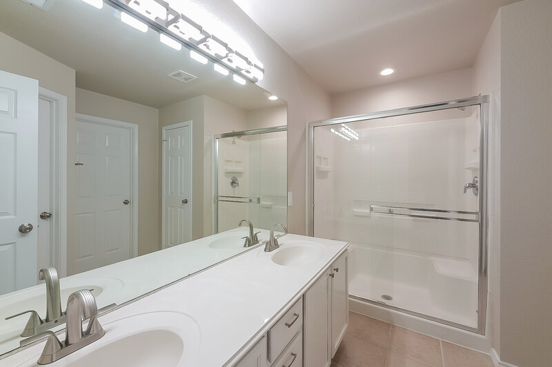 2,530/Mo, 26138 Flinton Dr Richmond, TX 77406 Main Bathroom View