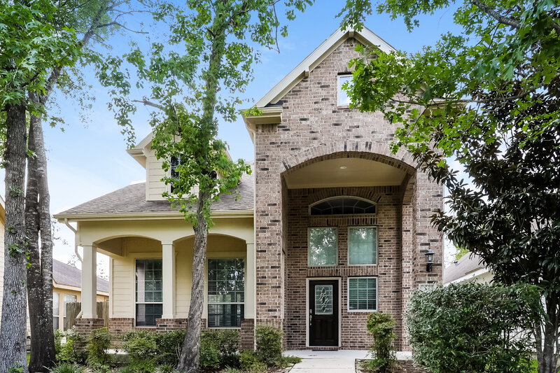 2,190/Mo, 34 W Montfair Blvd The Woodlands, TX 77382 External View
