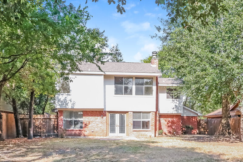 1,950/Mo, 7811 Goldengrove Dr Spring, TX 77379 Rear View