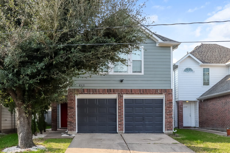 2,195/Mo, 16363 San Dario Dr Houston, TX 77083 External View