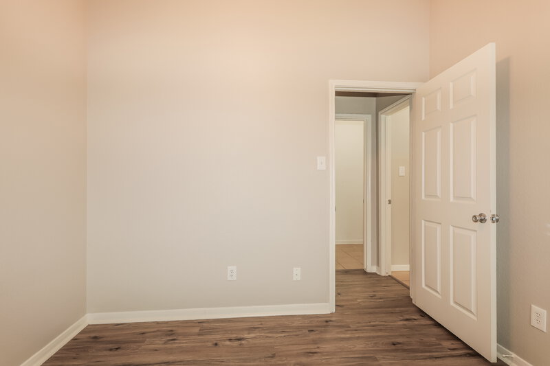 1,895/Mo, 10411 Lucky Ln Montgomery, TX 77356 Bedroom View 3