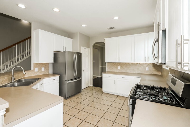 2,310/Mo, 1103 Redwood Meadow Ln Fresno, TX 77545 Kitchen View 2