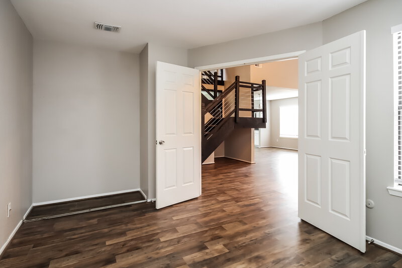 2,180/Mo, 1810 Foxlake Dr Houston, TX 77084 Study View