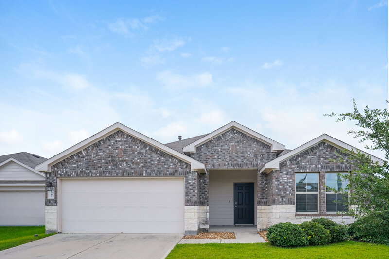 2,070/Mo, 21302 Brookwood Crescent Dr Katy, TX 77449 External View