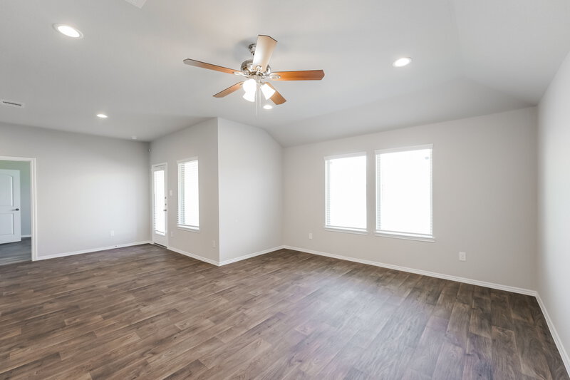 2,025/Mo, 21302 Brookwood Crescent Dr Katy, TX 77449 Living Room View