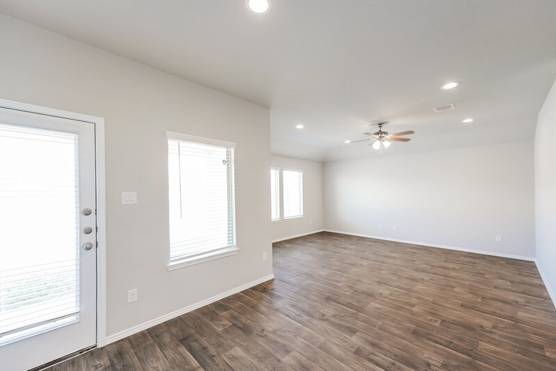 2,025/Mo, 21302 Brookwood Crescent Dr Katy, TX 77449 Dining Room View