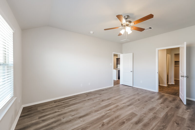 2,025/Mo, 21302 Brookwood Crescent Dr Katy, TX 77449 Main Bedroom View 2