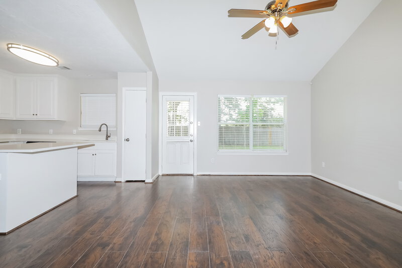 1,565/Mo, 16325 Sun View Ln Conroe, TX 77302 Misc View 3