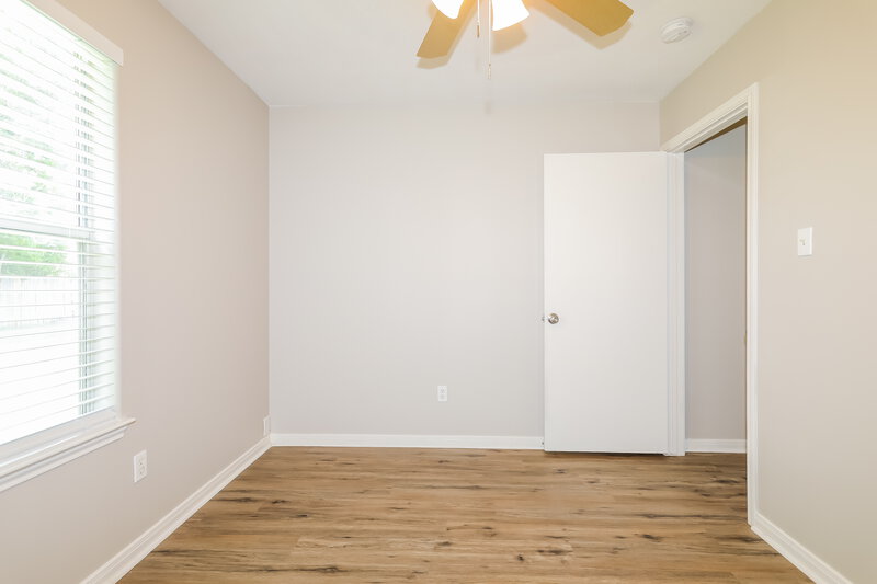 1,565/Mo, 16325 Sun View Ln Conroe, TX 77302 Misc View 11