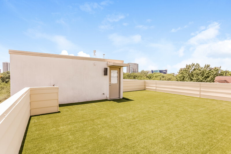 3,335/Mo, 4716 Jackson St Houston, TX 77004 Terrace View