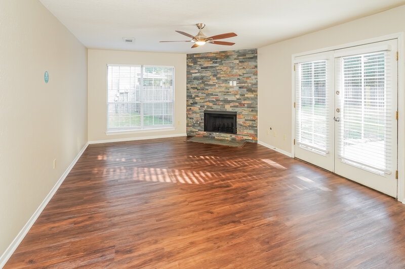 2,405/Mo, 120 Eagle Rock Ct Spring, TX 77381 Living Room View