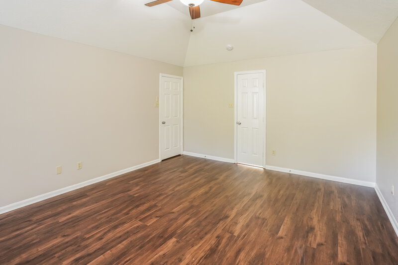 2,405/Mo, 120 Eagle Rock Ct Spring, TX 77381 Main Bedroom View