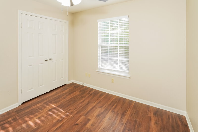 2,405/Mo, 120 Eagle Rock Ct Spring, TX 77381 Bedroom View