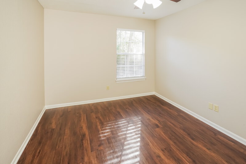 2,405/Mo, 120 Eagle Rock Ct Spring, TX 77381 Bedroom View 2