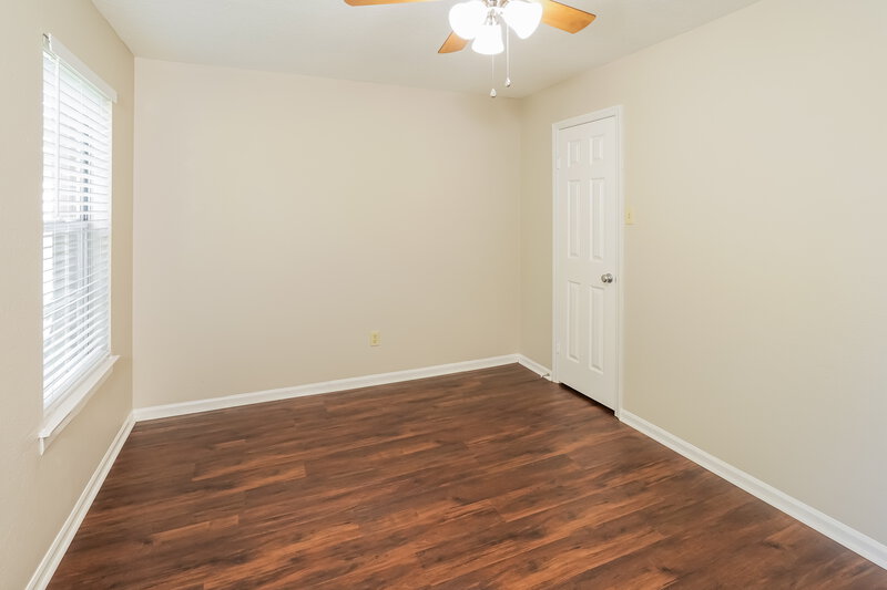 2,405/Mo, 120 Eagle Rock Ct Spring, TX 77381 Bedroom View 3